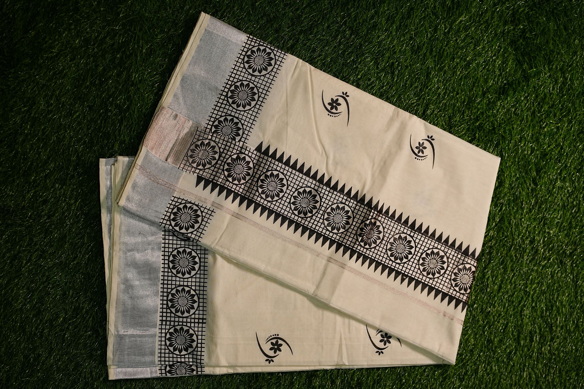 Kerala Pure Cotton Silver Kasavu Saree with Mural Printed Floral Black –  Southloom Handmade and Organics